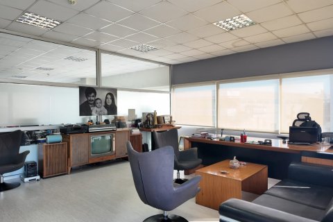 ملک تجاری در Izmir ، ترکیه 6550 متر مربع. شماره 185248 - 9