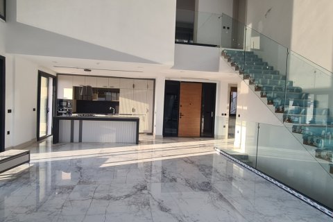 Villa 5+0 Kuşadası, Aydın, Türkiye №162909 - 6