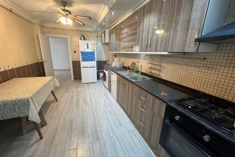 Apartment for sale in Mersin, Turkey, 3 bedrooms, 160m2, No. 166007 – photo 4