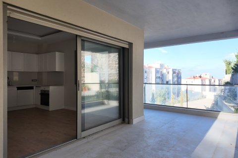 1+1 Wohnung in Izmir, Türkei Nr. 185375 - 10