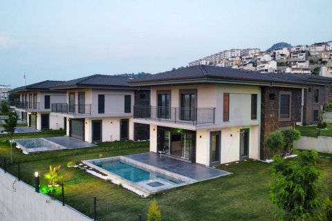 Продажа в Кушадасы, Айдыне, Турция, 200м2, №169502 – фото 5