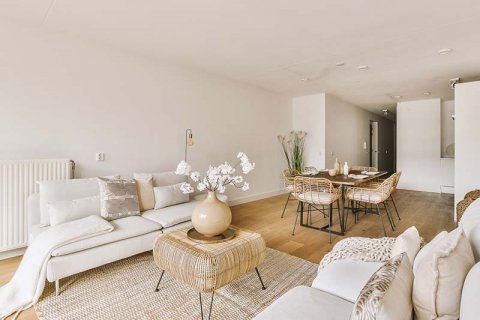 Upper class and housing in expensive resorts: trend of the year