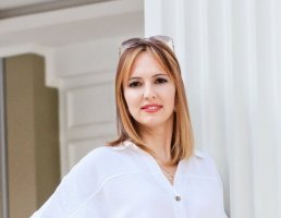 IRINA YUCE