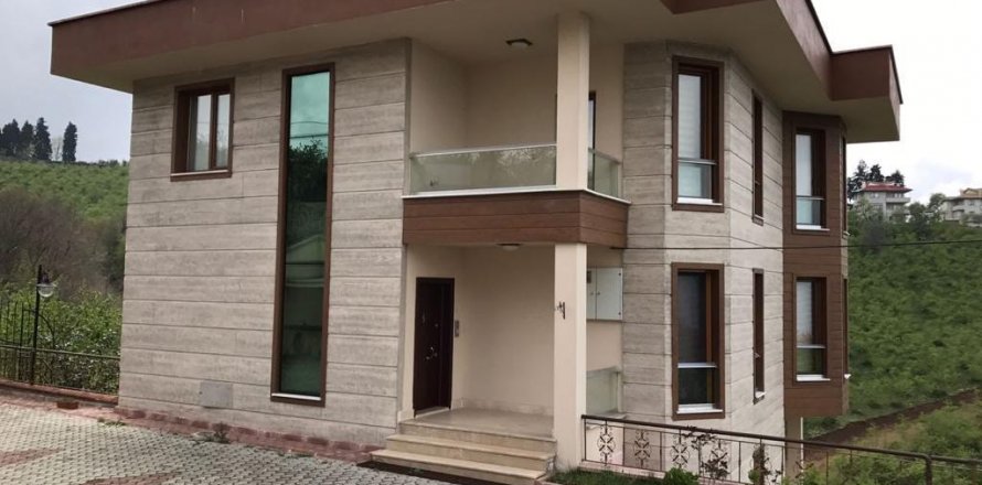 5+1 Villa  i Trabzon, Tyrkia Nr. 161563