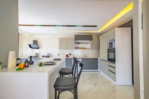 Villa for sale  in Kemer, Antalya, Turkey, 9 bedrooms, 450m2, No. 177575 – photo 8