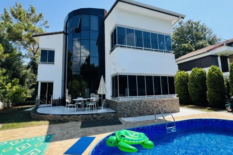 ویلا در  Kemer ، ترکیه 3 خوابه ، 200 متر مربع.  شماره 169829 - 5