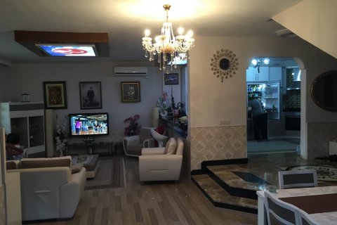 5+1 Villa in Mezitli, Mersin, Türkei Nr. 169528 - 7