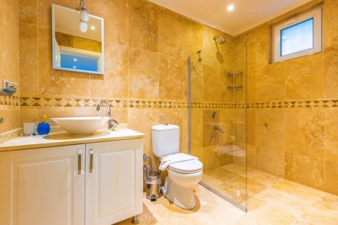 4+1 Villa  i Kalkan, Antalya, Turkiet Nr. 178236 - 24