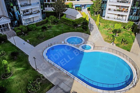 Apartment for sale  in Izmir, Turkey, 4 bedrooms, 255m2, No. 185908 – photo 2
