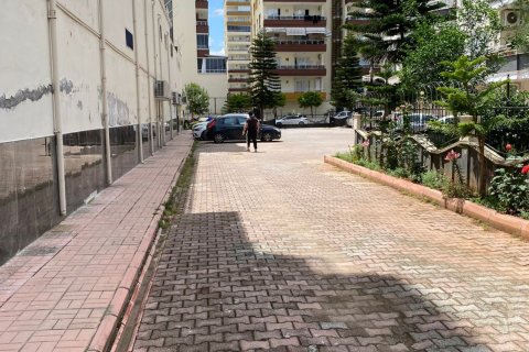 Apartment for sale in Mezitli, Mersin, Turkey, 3 bedrooms, 250m2, No. 166008 – photo 17