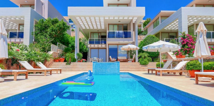 Villa  4+1  Kalkan, Antalya, Türkiye №188585