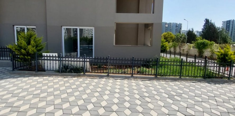 Квартира 4+1 в Мезитли, Мерсин, Турция №168127