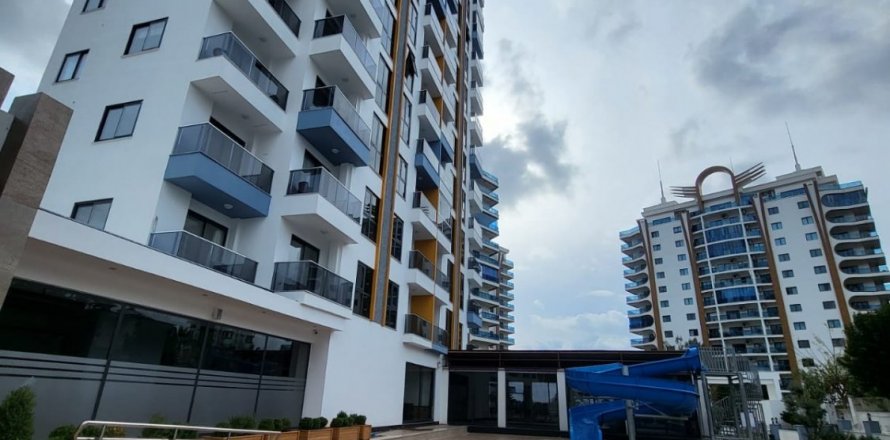 2+1 Lägenhet i Mahmutlar, Antalya, Turkiet Nr. 168626