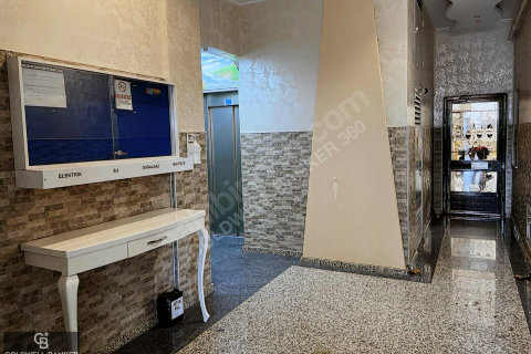 3+1 Wohnung in Izmir, Türkei Nr. 185905 - 14