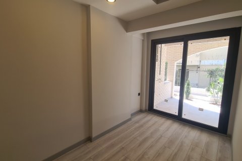 for sale in Kusadasi, Aydin, Turkey, 2 bedrooms, 65m2, No. 169723 – photo 10