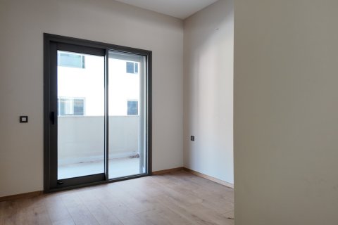 1+1 Wohnung in Izmir, Türkei Nr. 185375 - 16
