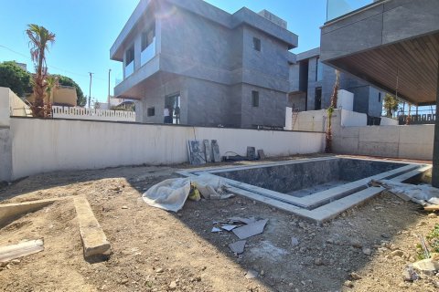 Villa 4+0 Kuşadası, Aydın, Türkiye №162908 - 12