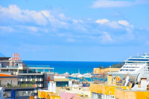  در  Kusadasi ، ترکیه 180 متر مربع.  شماره 169516 - 19