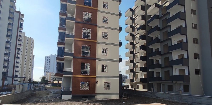 1+1 Lägenhet  i Mersin, Turkiet Nr. 166005
