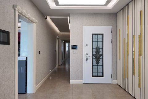 Продажа квартиры в Измире, Турция 4+1, 328м2, №184421 – фото 11