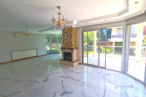   i Kusadasi, Aydin, Turkiet Nr. 167257 - 14