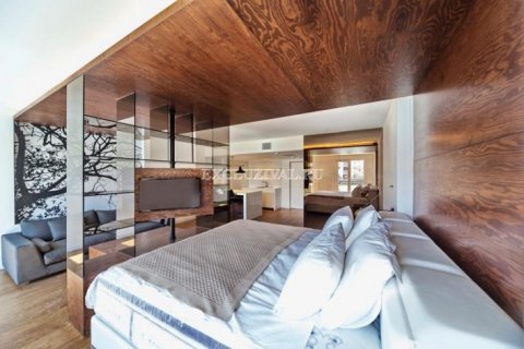 Продажа квартиры в Стамбуле, Турция 1+1, 100м2, №178636 – фото 14