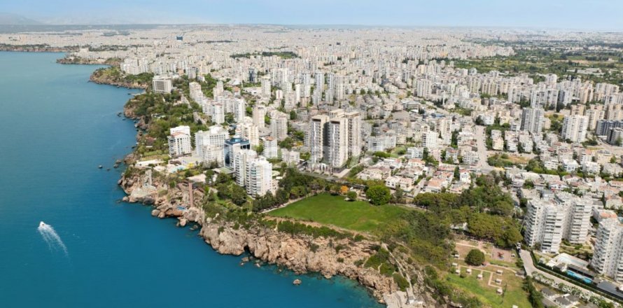 3+1 Apartment in Lara, Antalya, Turkey No. 193191