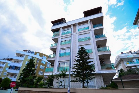 Daire  1+1  Antalya, Türkiye №189695