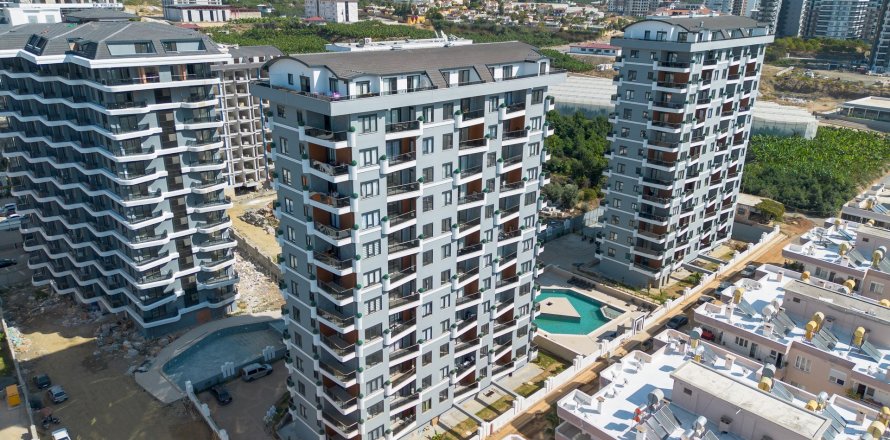 2+1 Leilighet  i Mahmutlar, Antalya, Tyrkia Nr. 177557