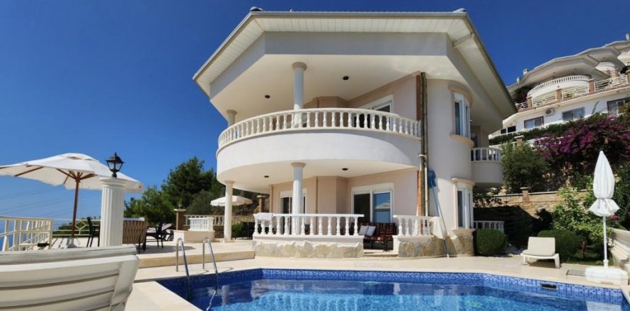 Villa   Alanya, Antalya, Türkiye №165732
