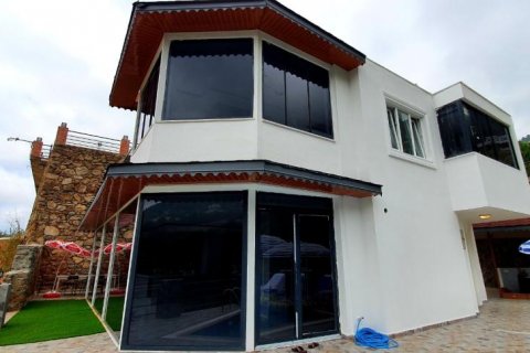 Villa for sale  in Alanya, Antalya, Turkey, 240m2, No. 166348 – photo 17