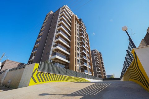 2+1 Apartment in Altintash, Aksu, Antalya, Turkey No. 194038