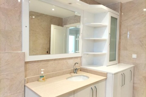 Продажа квартиры в Демирташе, Аланье, Анталье, Турция 5 комн., 250м2, №166769 – фото 12