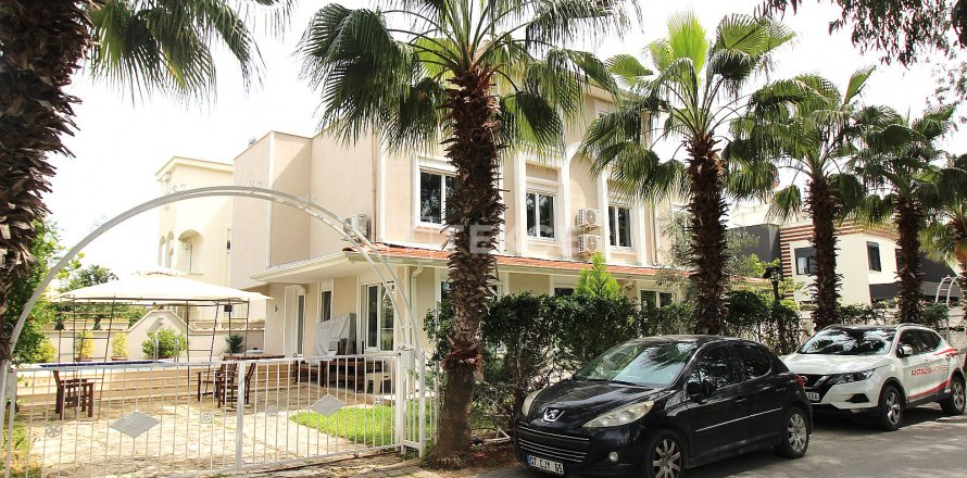 6+2 Villa  in Serik, Antalya, Türkei Nr. 188069