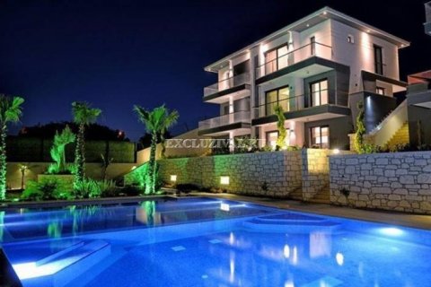 5+1 Villa i Cesme, Izmir, Turkiet Nr. 178793 - 4