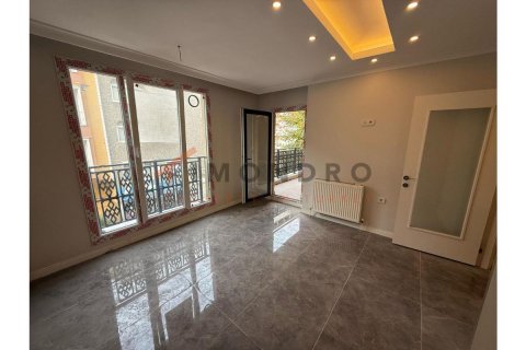 2+1 Apartment in Avcılar, Istanbul, Turkey No. 185533