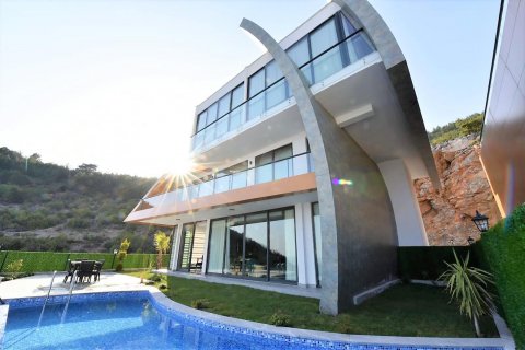 5+1 Villa  in Alanya, Antalya, Türkei Nr. 172039