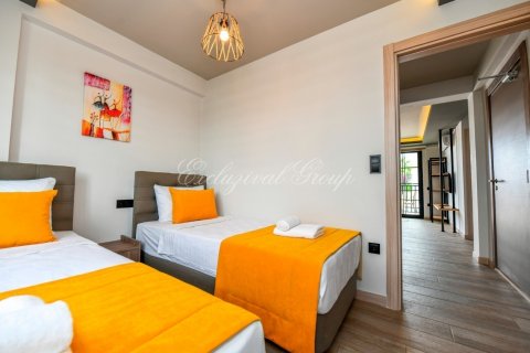 2+1 Lägenhet i Fethiye, Mugla, Turkiet Nr. 179013 - 14