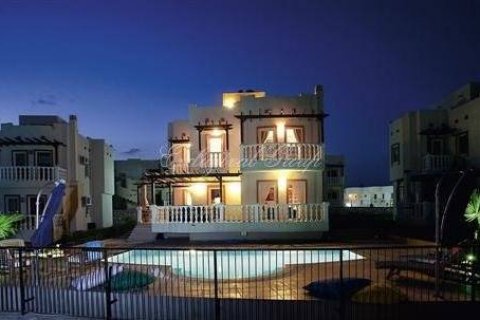 Villa  2+1  Bodrum, Muğla, Türkiye №178981