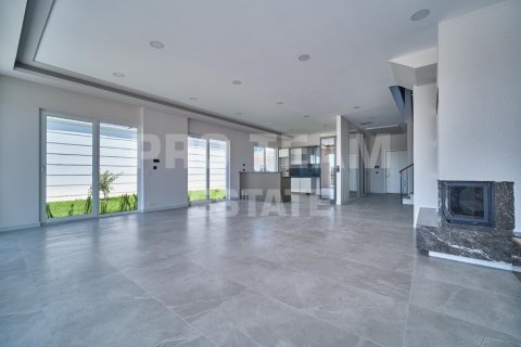 Продажа виллы  в Дёшемеалты, Анталье, Турция 5 комн., 278м2, №176358 – фото 9