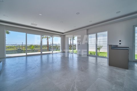 Продажа виллы  в Дёшемеалты, Анталье, Турция 5 комн., 278м2, №176358 – фото 8