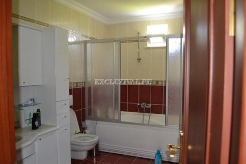 Аренда виллы  в Кемере, Анталье, Турция 4+1, 320м2, №178716 – фото 24