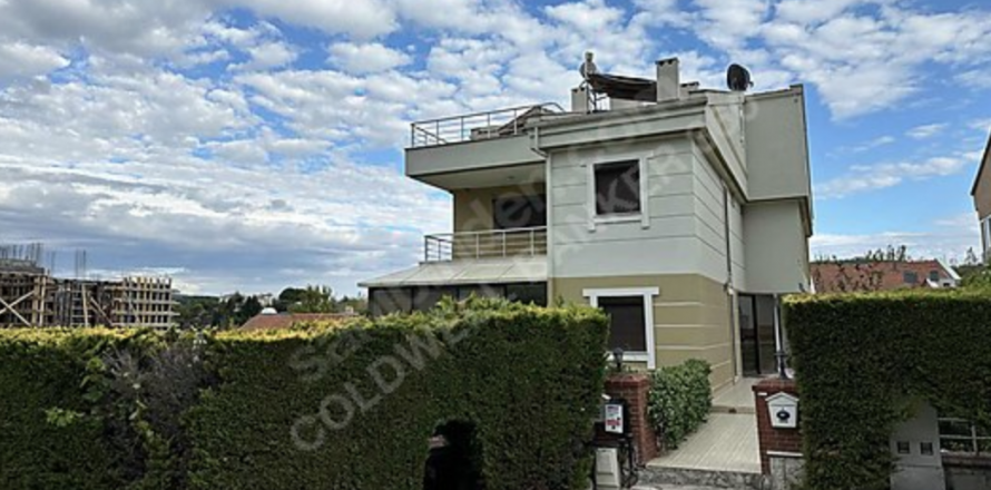 4+2 Villa i Urla, Izmir, Tyrkiet Nr. 185910