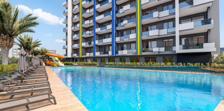 Apartment in Mersin, Turkey No. 186370