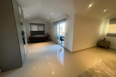 Продажа квартиры в Анталье, Турция 4 комн., 150м2, №162345 – фото 30