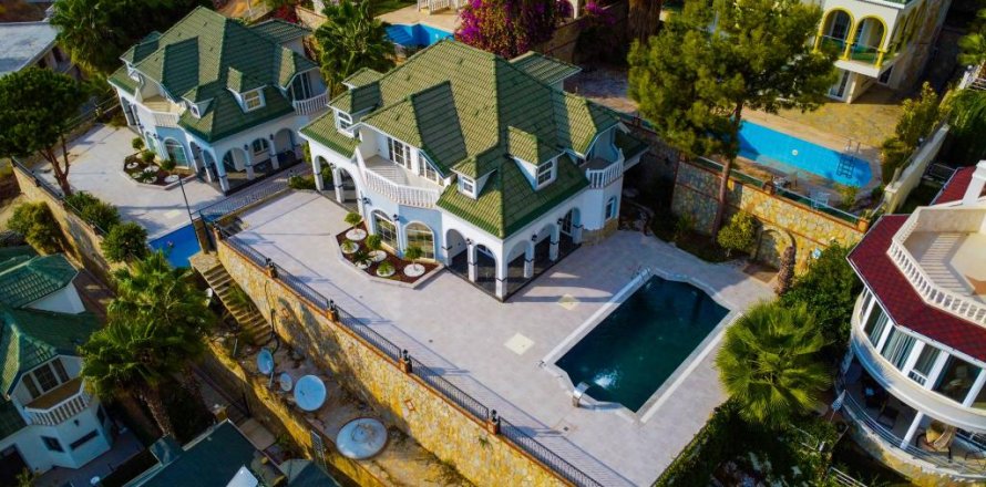 Villa   Alanya, Antalya, Türkiye №162346