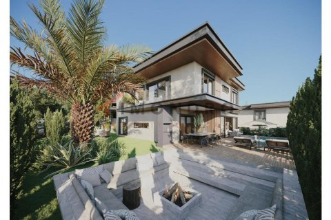 Villa for sale  in Bueyuekcekmece, Istanbul, Turkey, 7 bedrooms, 340m2, No. 189056 – photo 2