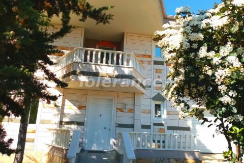 Villa for sale  in Antalya, Turkey, 4 bedrooms, 287m2, No. 181941 – photo 6