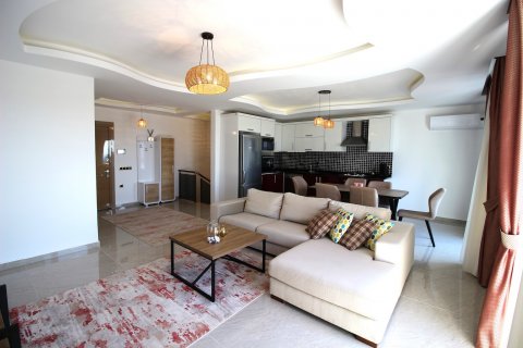 2+1 Lägenhet  i Alanya, Antalya, Turkiet Nr. 174279 - 2