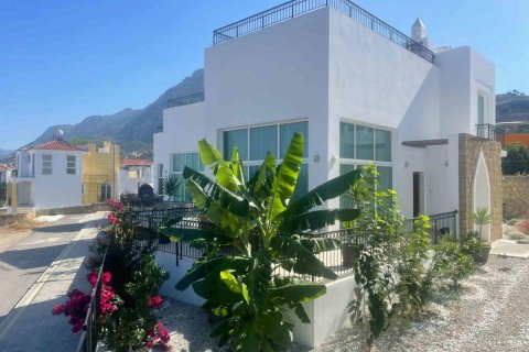 3+1 Villa  i Girne,  Nr. 190782